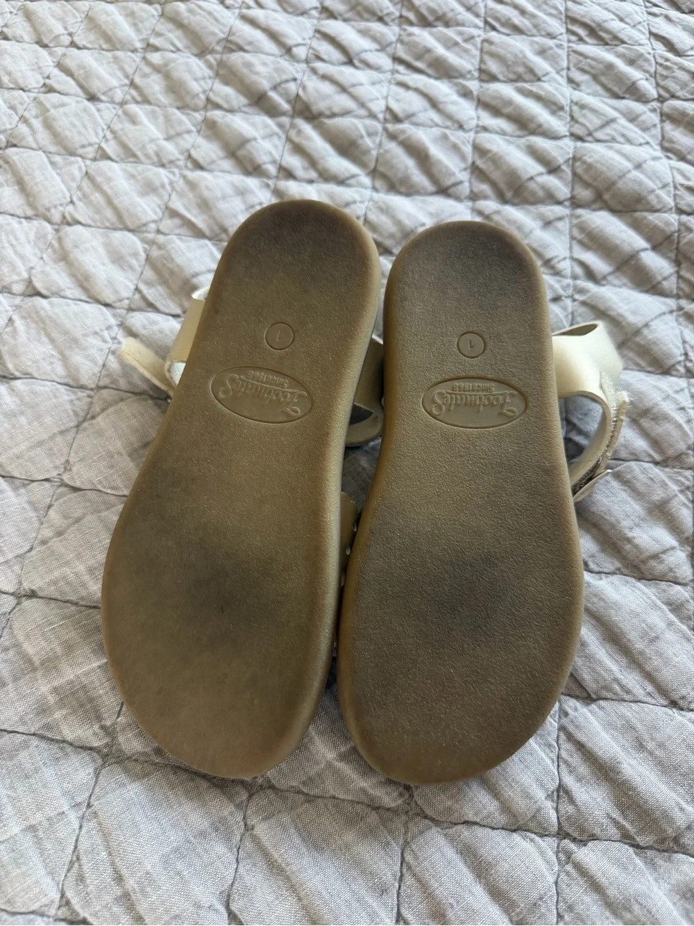 FootMates Metallic Cream Toddler Sandals with Velcro strap